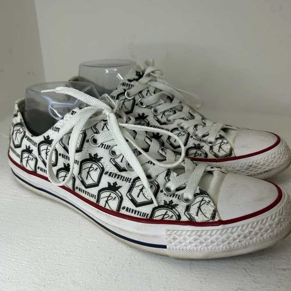 Converse All Stars Stylish Athletic Shoes with Unique Pattern